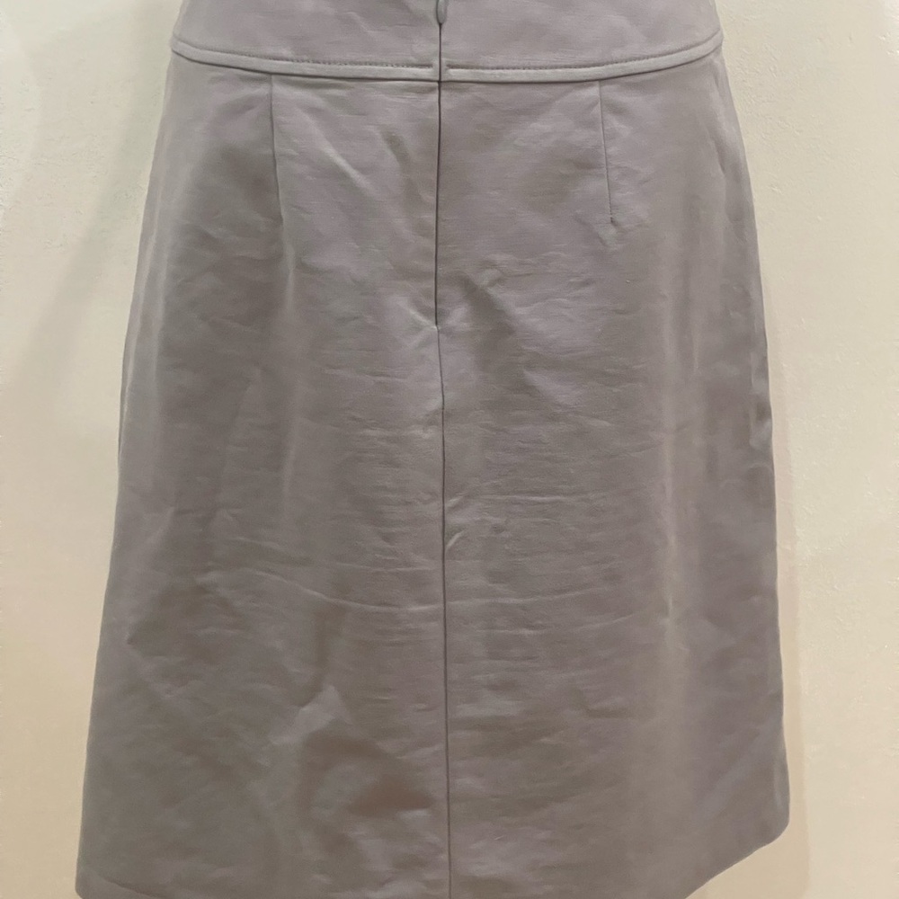 Banana Republic 6 Grey Back Zip Skirt with Stretch - Picture 3 of 5